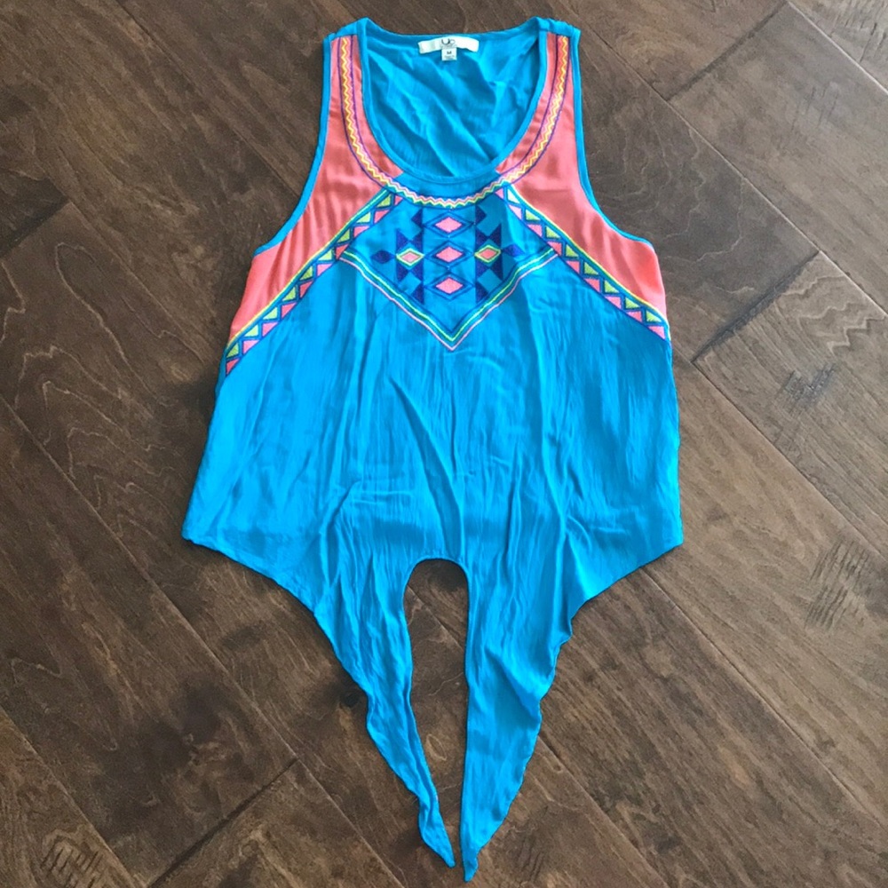 Umgee Tank
